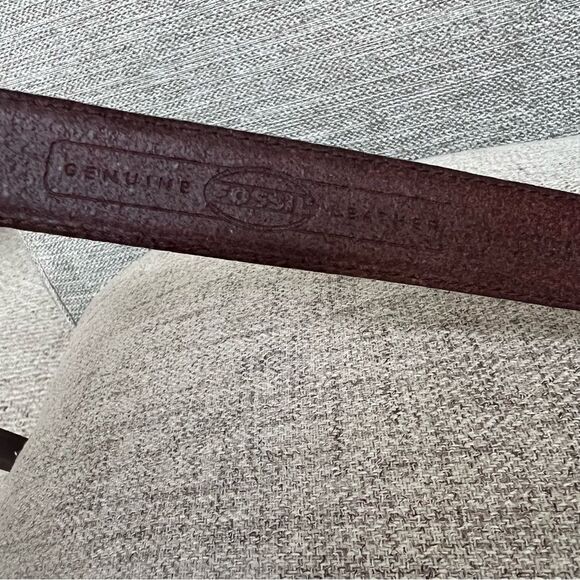 Vintage Fossil Brown Leather Belt With Ornate Buckle - Picture 4 of 9